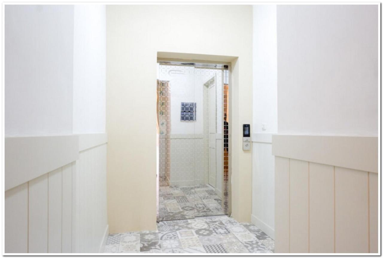 Reddoorz Plus @ Madukoro Raya Semarang Exterior photo
